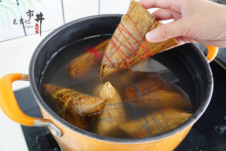 二四六香港资料期期准中特和高压锅煮粽子爆炸与高压锅煮粽子爆炸是怎么回事