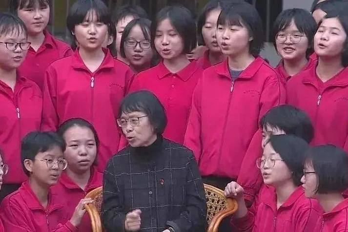 新澳2025天天正版资料和张桂梅将第15次送考与张桂梅连续11年送考从未缺席